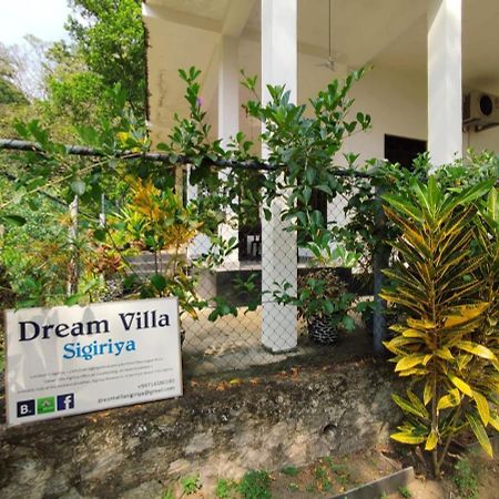 Dream Villa Sigiriya Esterno foto